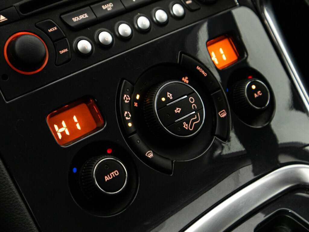 Пежо 3008 б/у, 2012, Автоматическая. Фото: #14