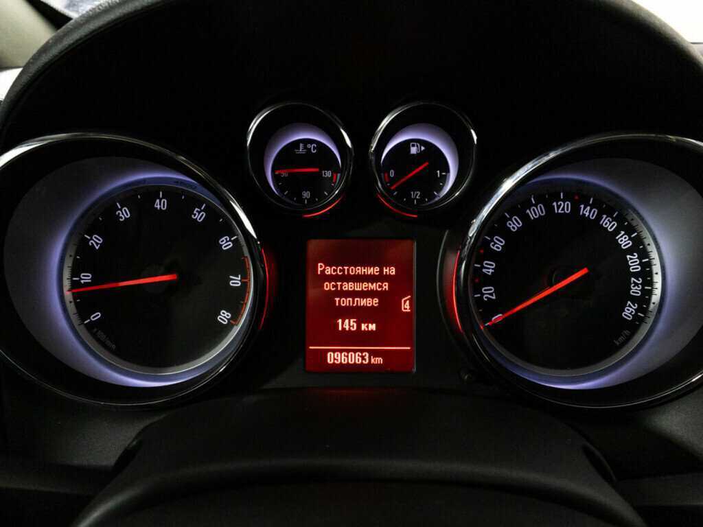 Опель Астра б/у, 2012, Механическая. Фото: #11