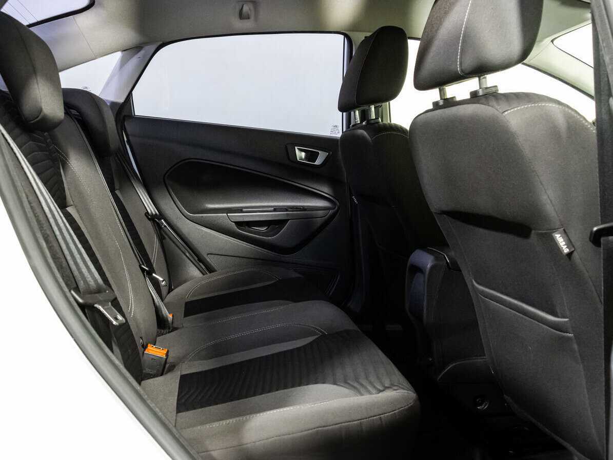 Форд Фиеста б/у, 2017, Роботизированная. Фото: #10