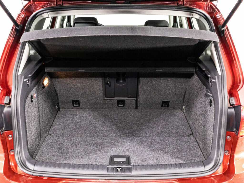 Фольксваген Тигуан б/у, 2012, Роботизированная. Фото: #14