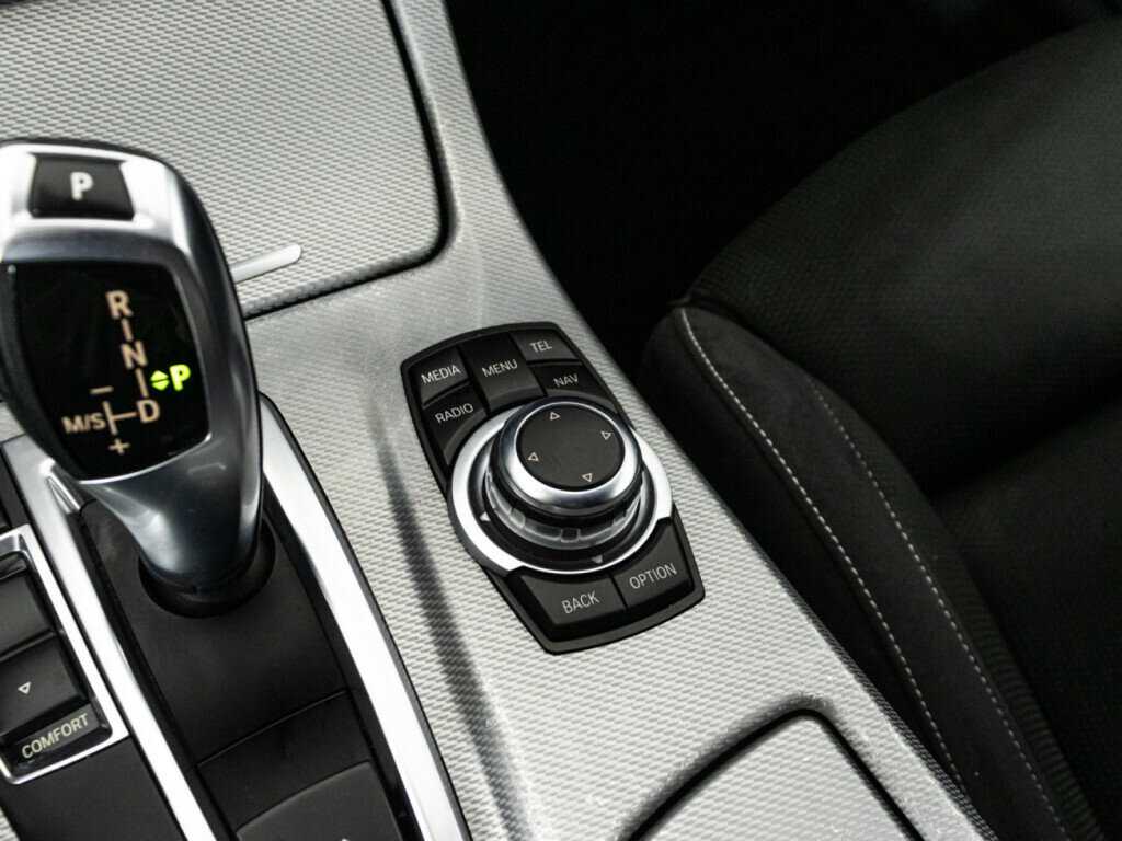 БМВ 5 серии б/у, 2016, Автоматическая. Фото: #18