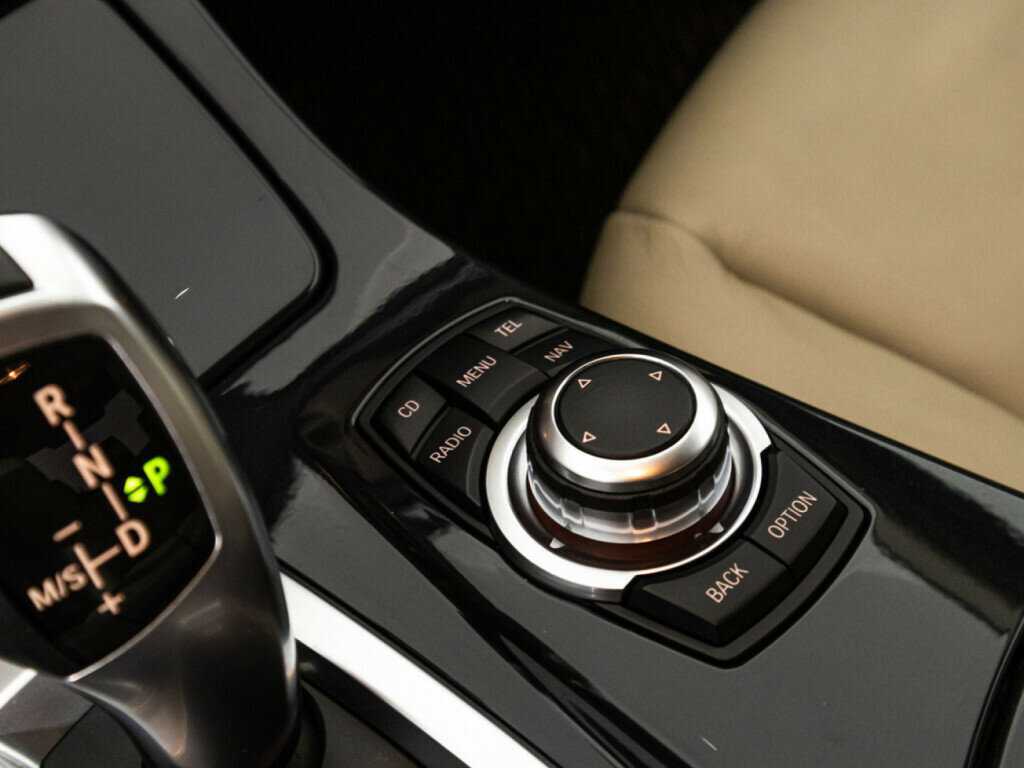 БМВ 5 серии б/у, 2012, Автоматическая. Фото: #18