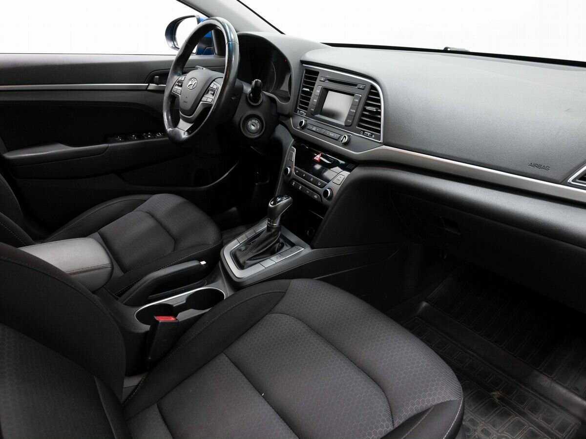 Хендай Елантра б/у, 2017, Автоматическая. Фото: #9