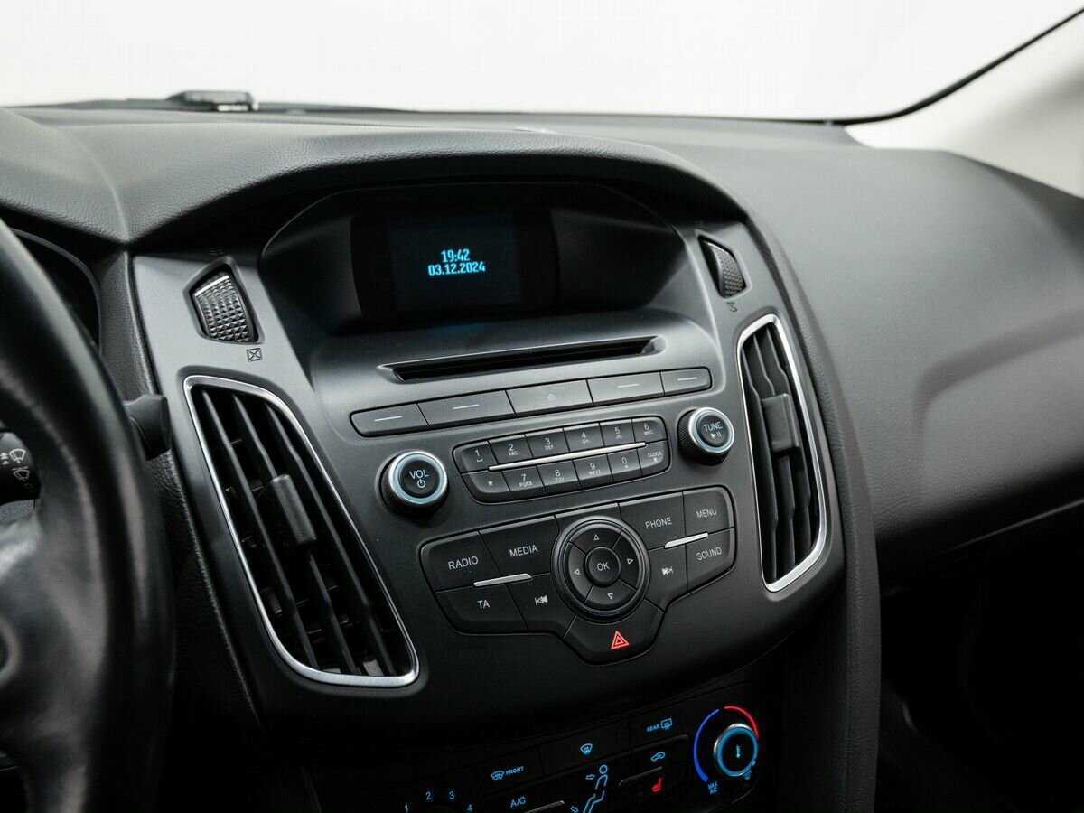 Форд Фокус б/у, 2017, Роботизированная. Фото: #18