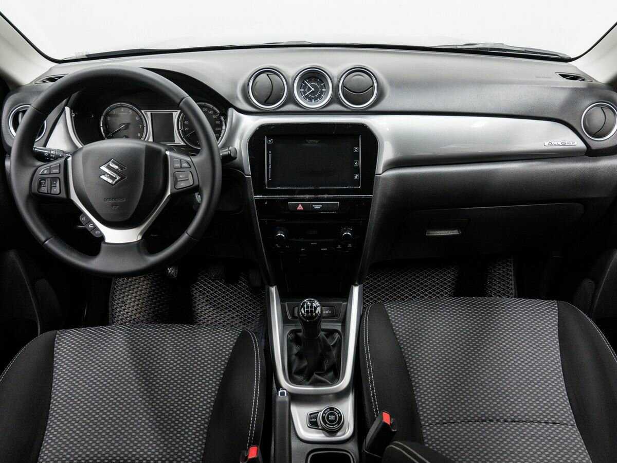 Сузуки Витара б/у, 2015, Механическая. Фото: #10