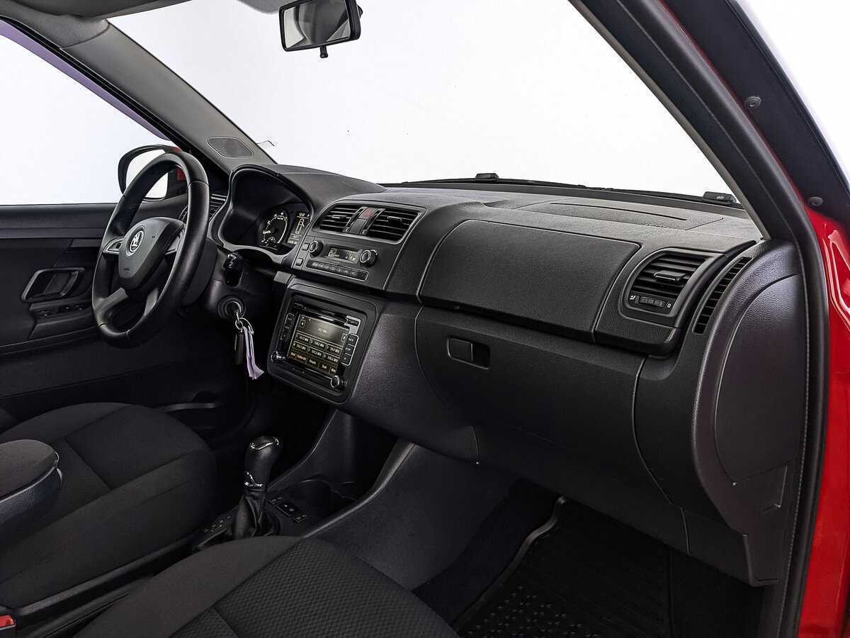 Шкода Фабия б/у, 2013, Автоматическая. Фото: #12