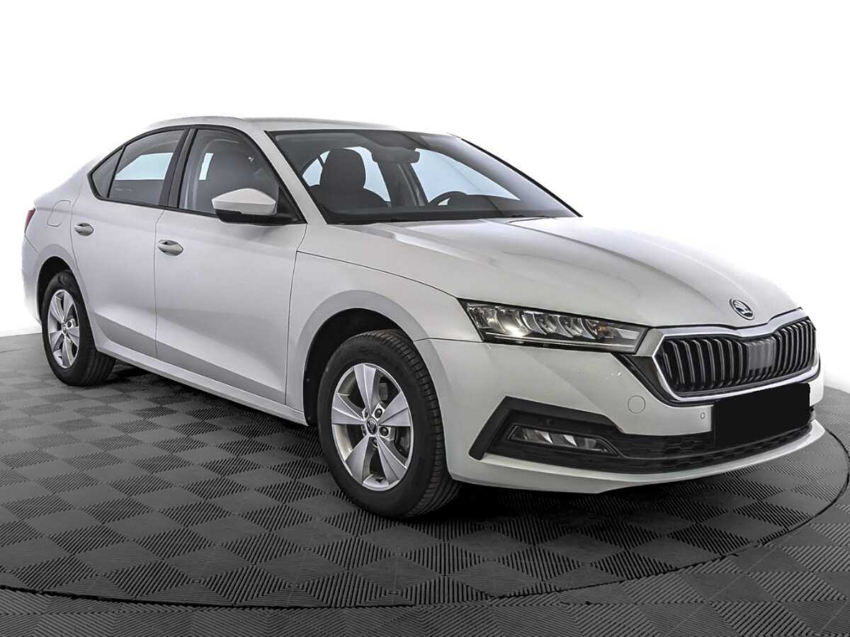 Шкода Октавия б/у, 2021, Автоматическая. Фото: #2