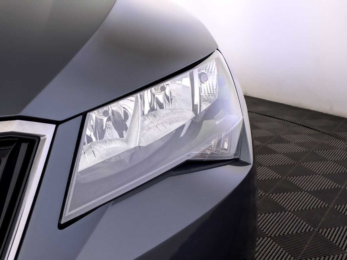 Шкода Суперб б/у, 2018, Роботизированная. Фото: #16