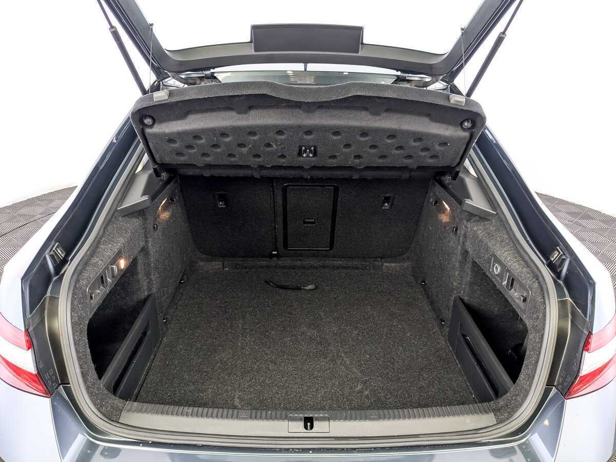 Шкода Суперб б/у, 2019, Роботизированная. Фото: #9