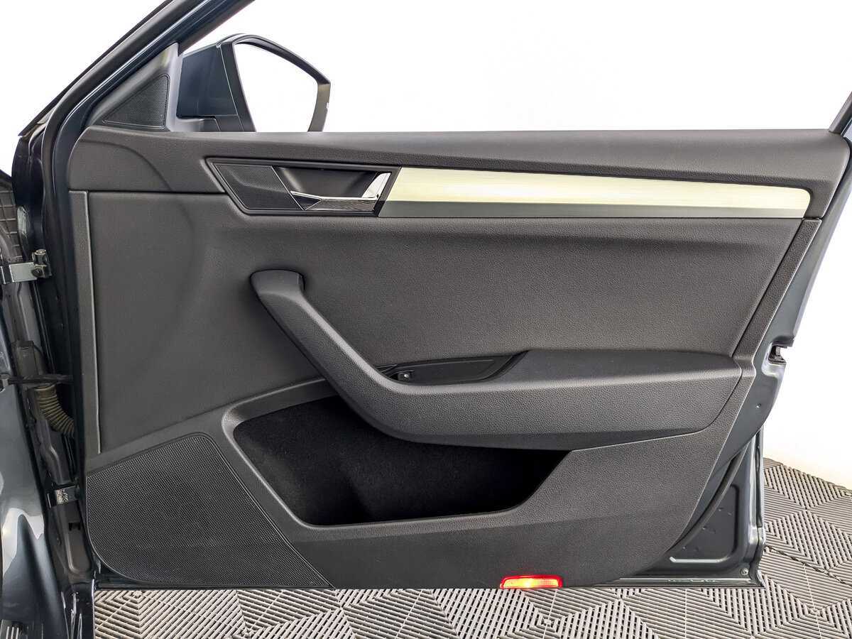 Шкода Суперб б/у, 2019, Роботизированная. Фото: #23