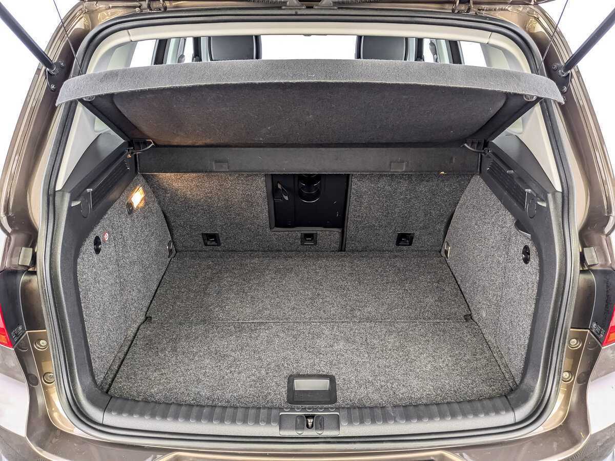 Фольксваген Тигуан б/у, 2016, Механическая. Фото: #9