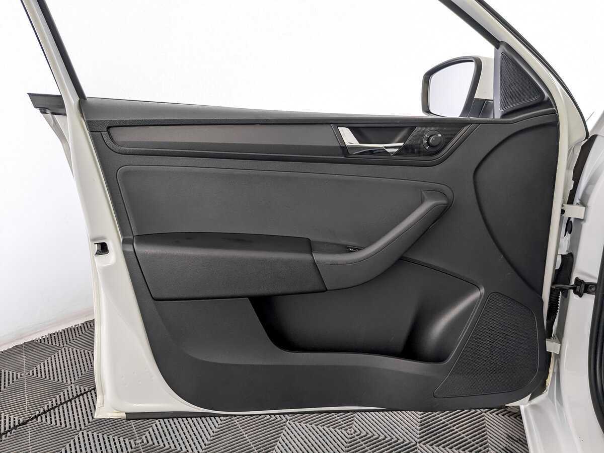 Шкода Рапид б/у, 2019, Механическая. Фото: #18