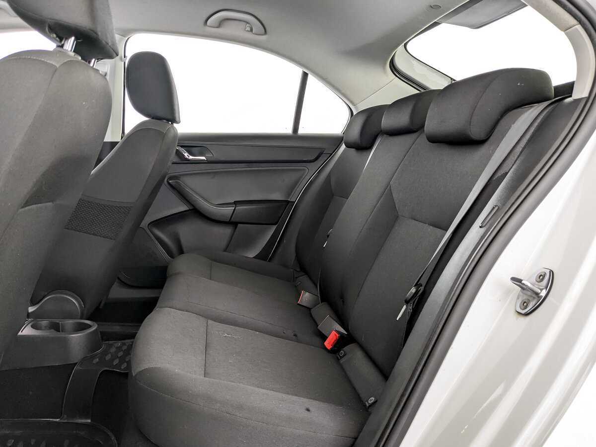 Шкода Рапид б/у, 2017, Механическая. Фото: #11