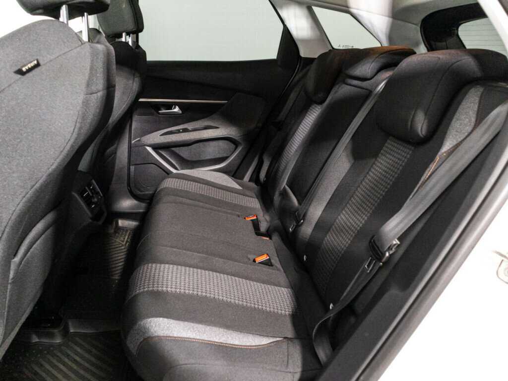 Пежо 3008 б/у, 2017, Автоматическая. Фото: #9