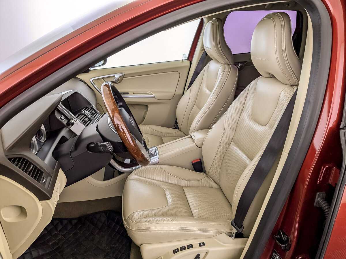 Вольво ИксЦ60 б/у, 2013, Автоматическая. Фото: #17