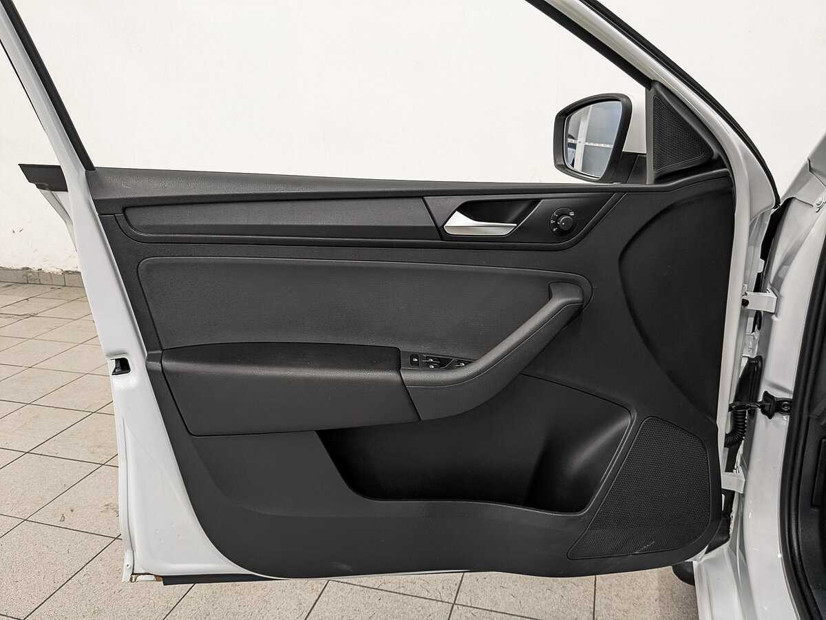 Фольксваген Поло б/у, 2020, Механическая. Фото: #18