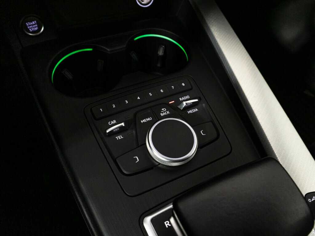 Ауди А4 б/у, 2015, Роботизированная. Фото: #17