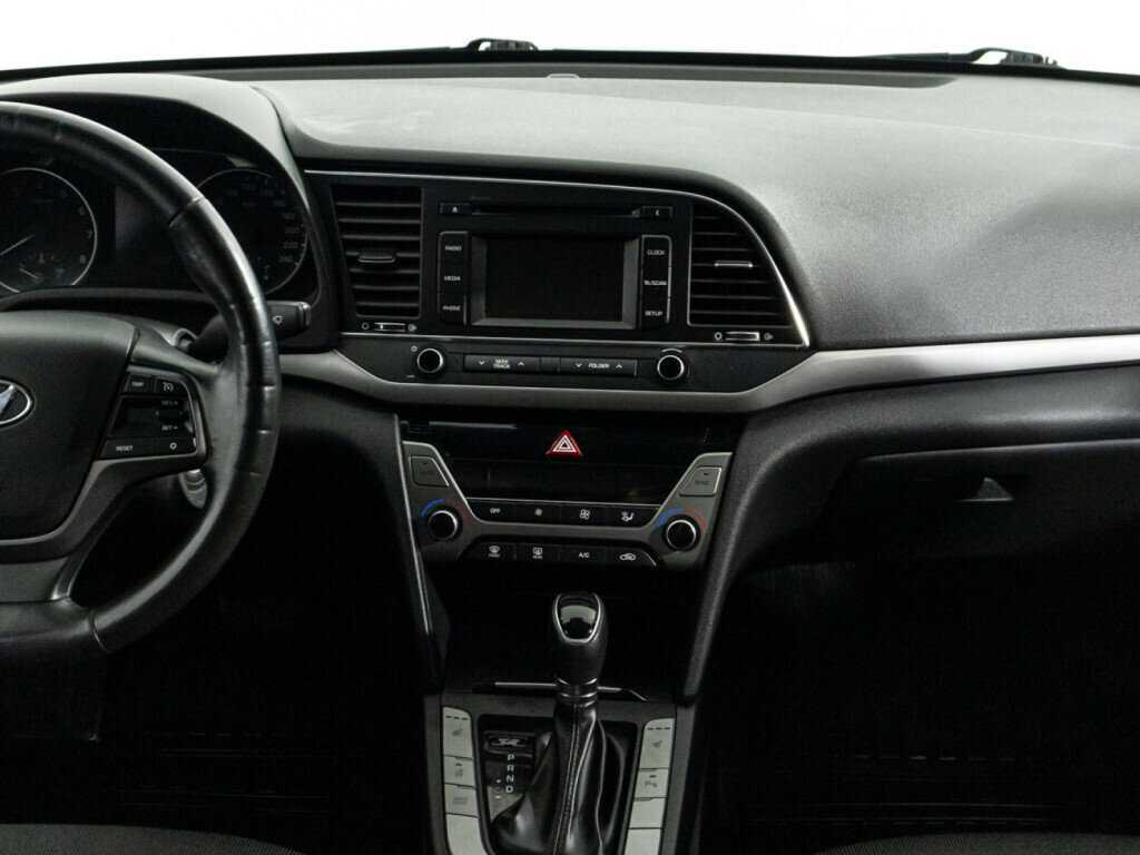 Хендай Елантра б/у, 2018, Автоматическая. Фото: #13