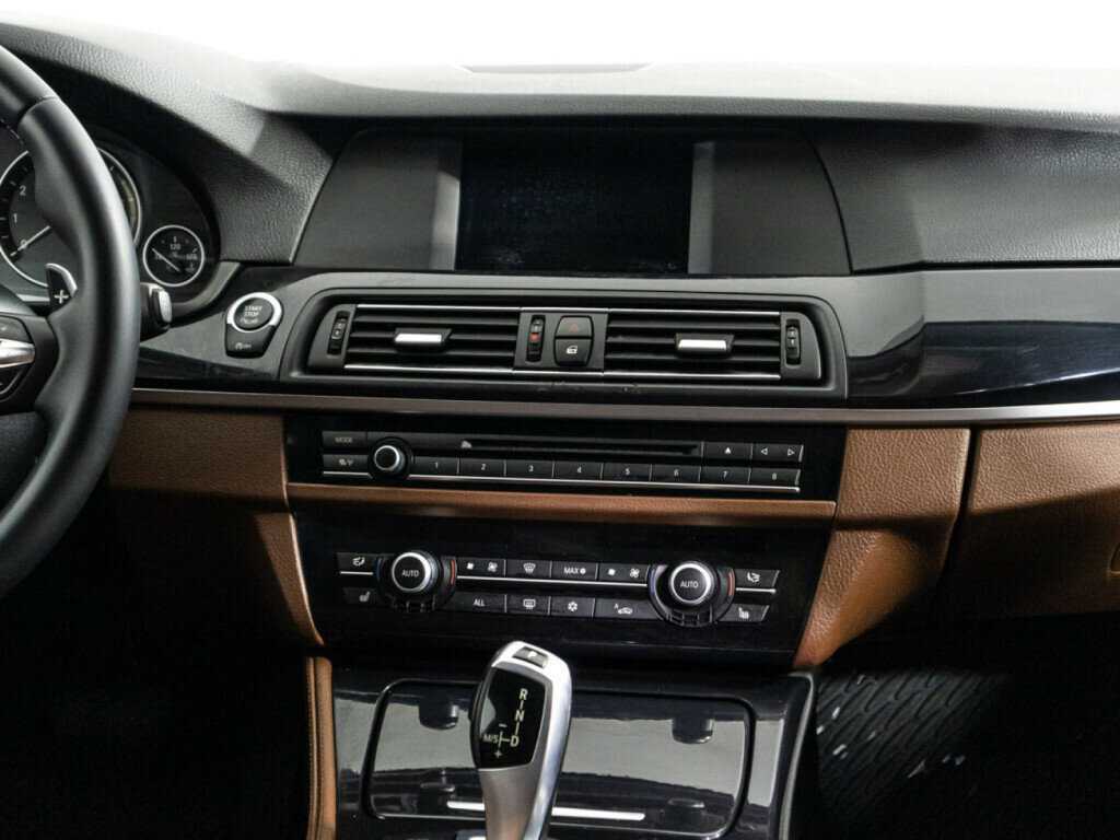 БМВ 5 серии б/у, 2012, Автоматическая. Фото: #13