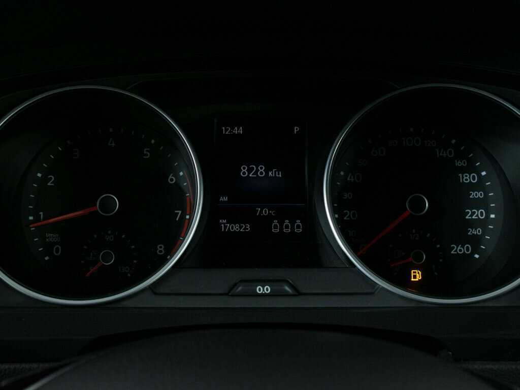 Фольксваген Тигуан б/у, 2018, Роботизированная. Фото: #11