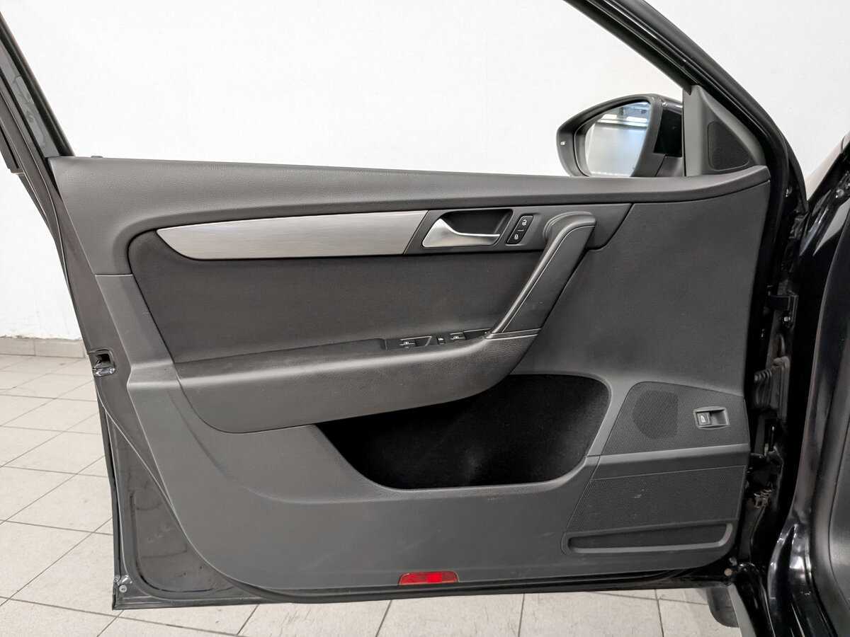 Фольксваген Пассат б/у, 2012, Роботизированная. Фото: #16