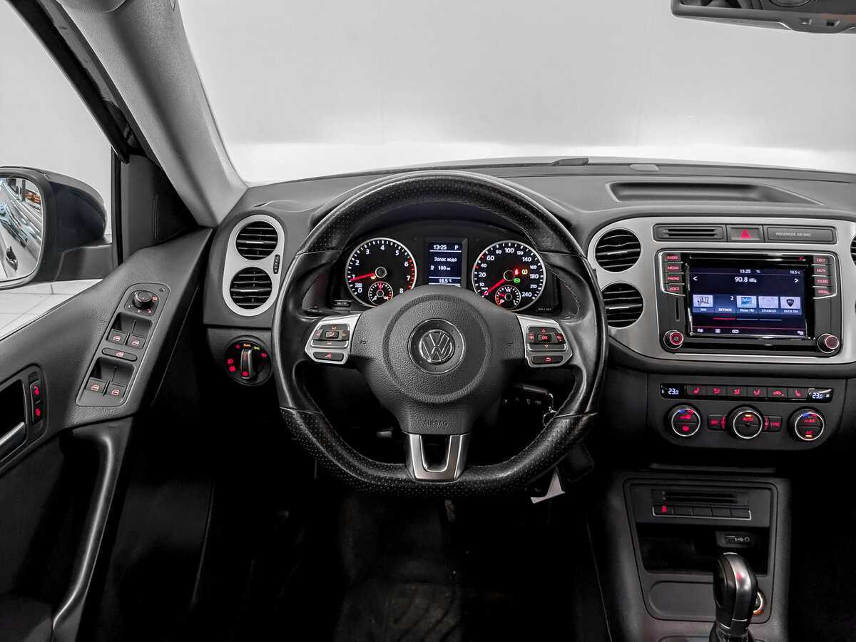 Фольксваген Тигуан б/у, 2016, Автоматическая. Фото: #18