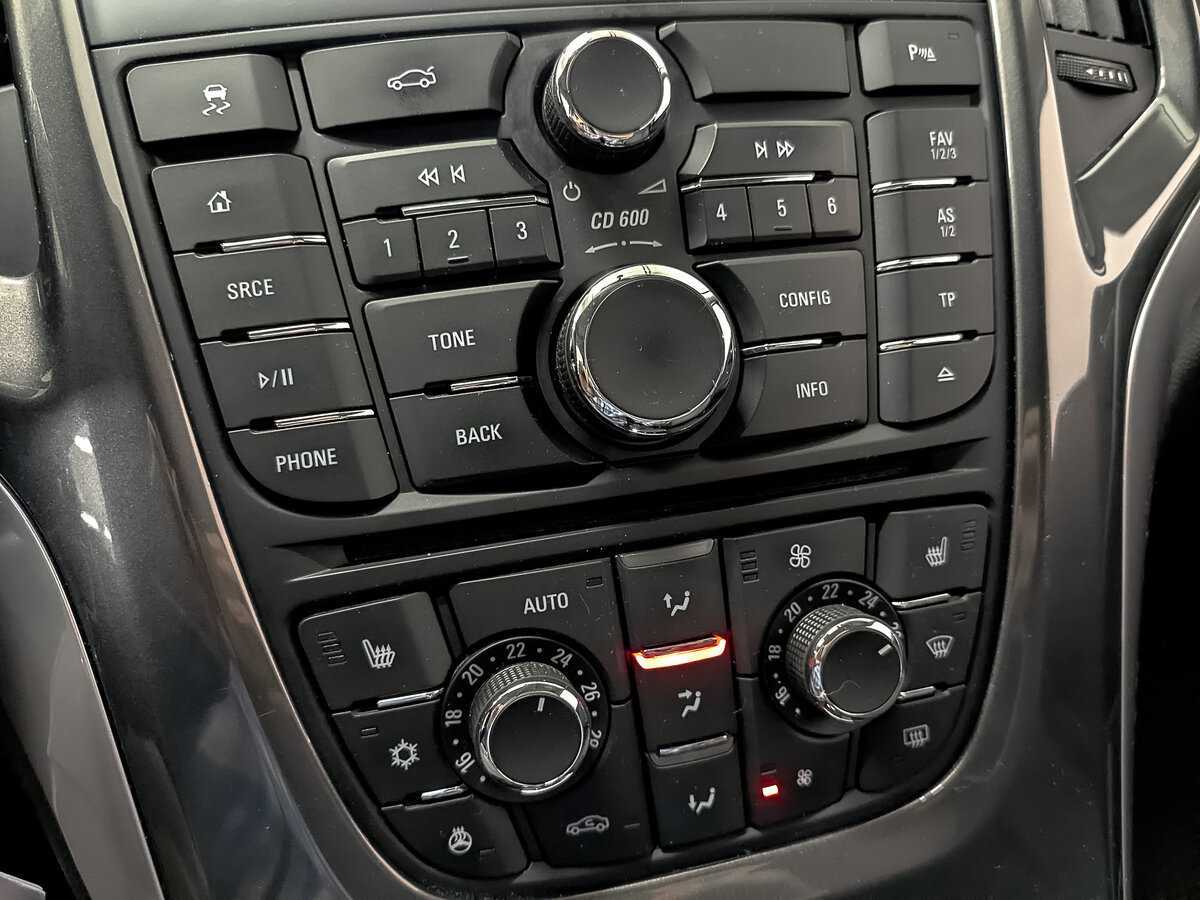 Опель Астра б/у, 2014, Автоматическая. Фото: #23