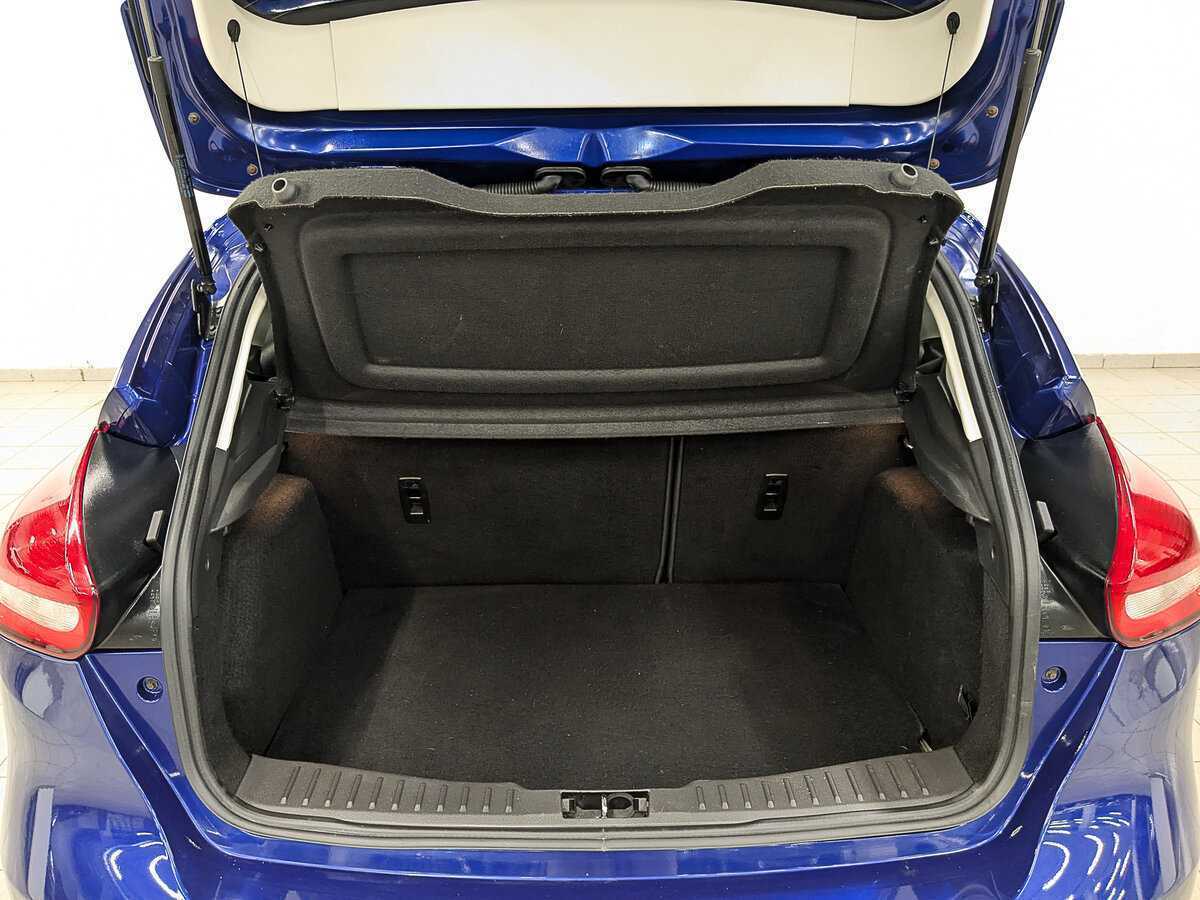 Форд Фокус б/у, 2016, Автоматическая. Фото: #9