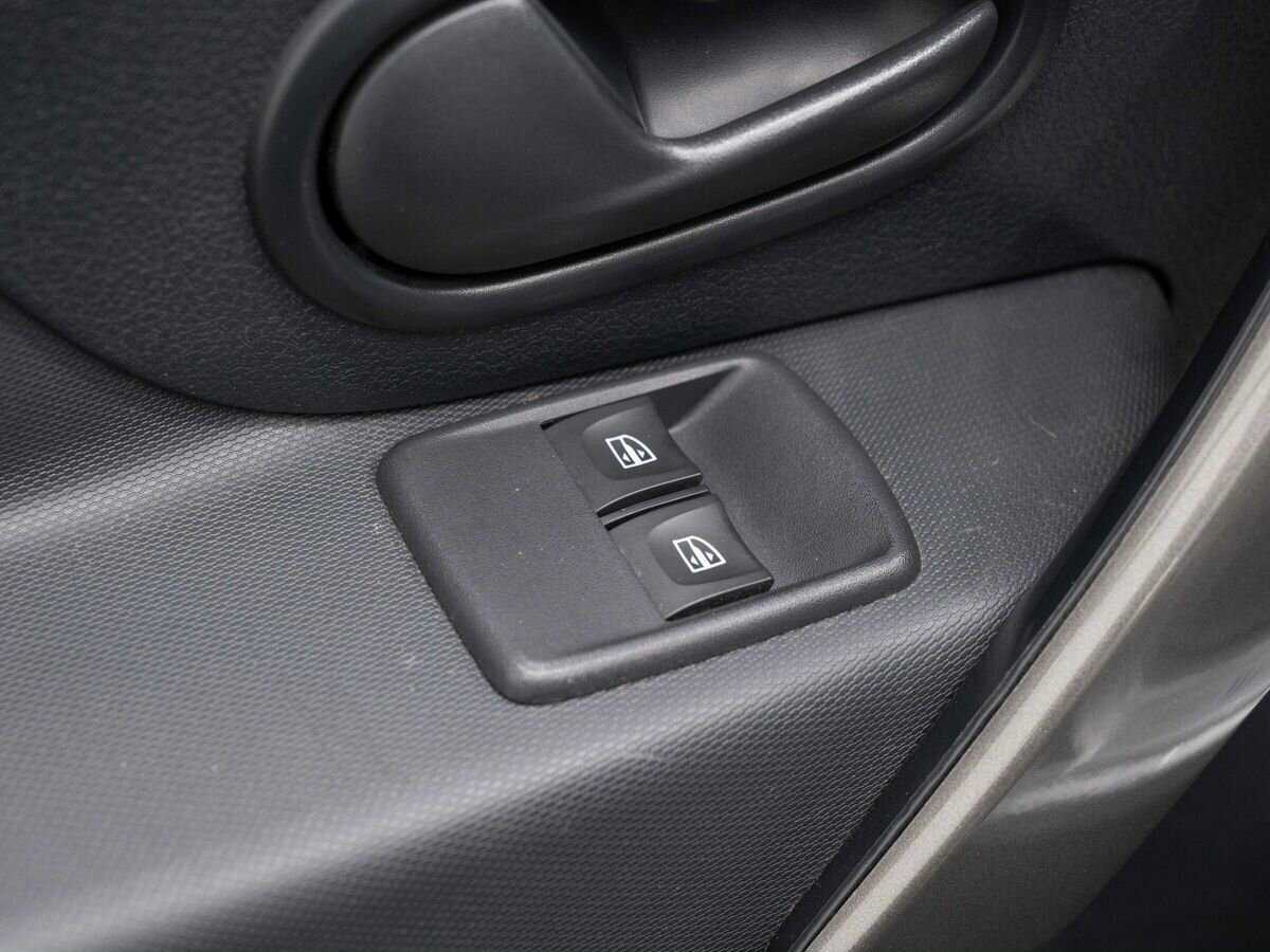 Рено Сандеро б/у, 2020, Механическая. Фото: #15