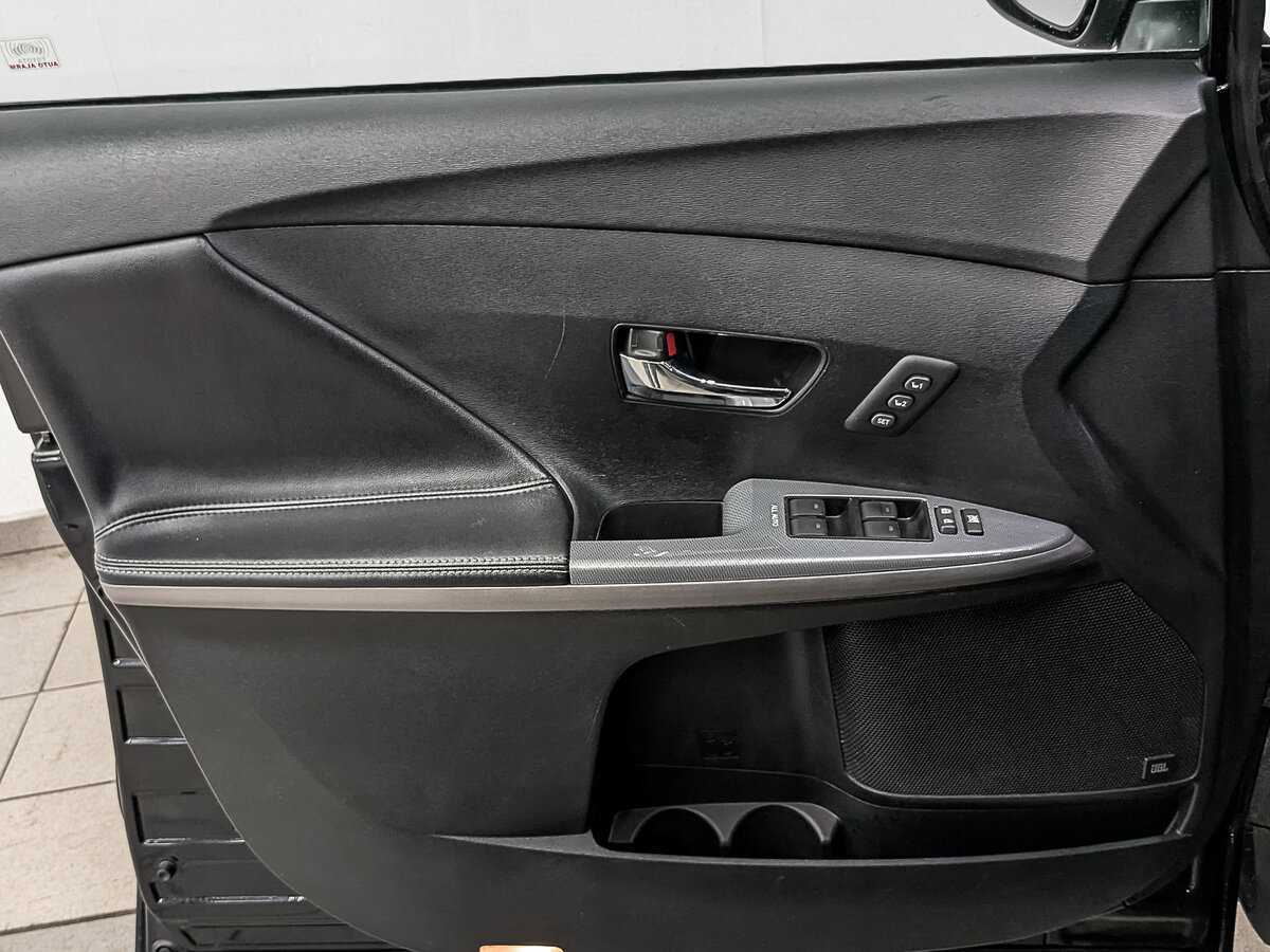 Тойота Венза б/у, 2013, Автоматическая. Фото: #18