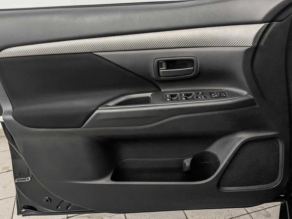 Митсубиши Оутлэндер б/у, 2018, Вариатор. Фото: #17