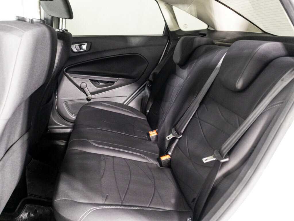 Форд Фиеста б/у, 2015, Роботизированная. Фото: #9