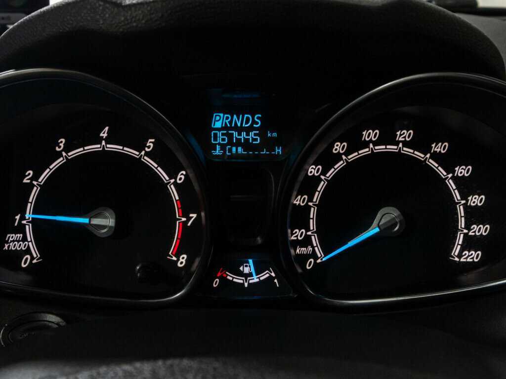 Форд Фиеста б/у, 2015, Роботизированная. Фото: #11