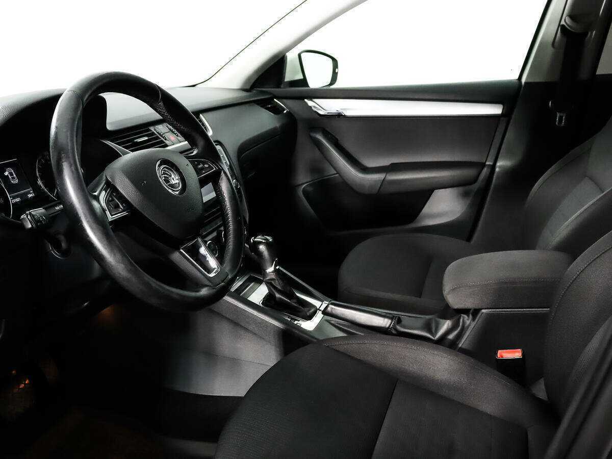 Шкода Октавия б/у, 2013, Роботизированная. Фото: #8