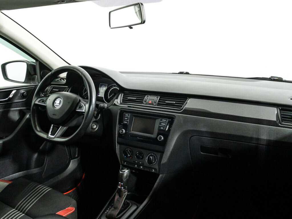 Шкода Рапид б/у, 2016, Роботизированная. Фото: #8