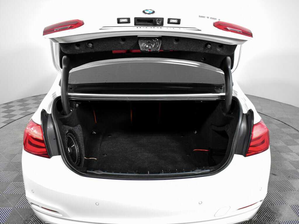 БМВ 3 серии б/у, 2017, Автоматическая. Фото: #22