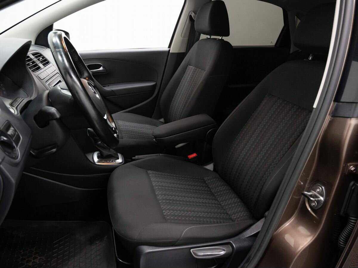 Фольксваген Поло б/у, 2016, Автоматическая. Фото: #8