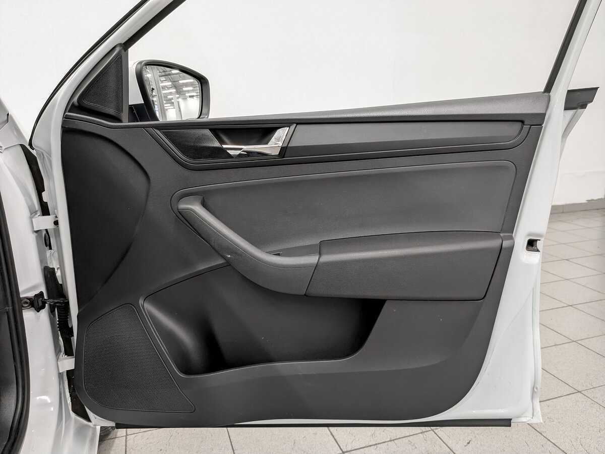 Шкода Рапид б/у, 2017, Механическая. Фото: #23