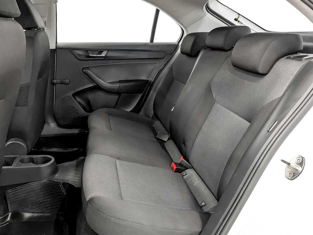 Шкода Рапид б/у, 2017, Механическая. Фото: #11