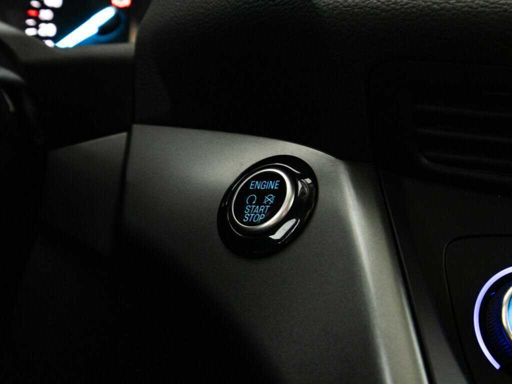 Форд Куга б/у, 2017, Автоматическая. Фото: #16