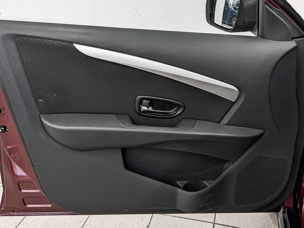 Ниссан Альмера б/у, 2014, Автоматическая. Фото: #18