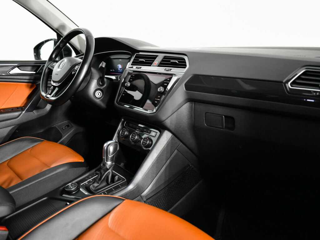 Фольксваген Тигуан б/у, 2018, Роботизированная. Фото: #8