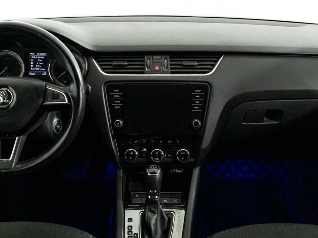 Шкода Октавия б/у, 2018, Роботизированная. Фото: #12