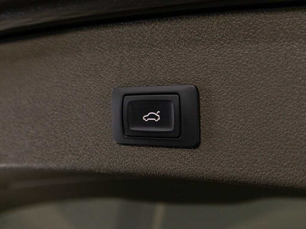 Ауди К5 б/у, 2013, Автоматическая. Фото: #15