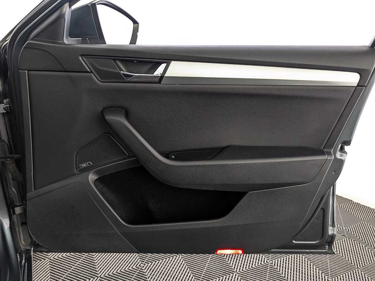 Шкода Суперб б/у, 2018, Роботизированная. Фото: #22