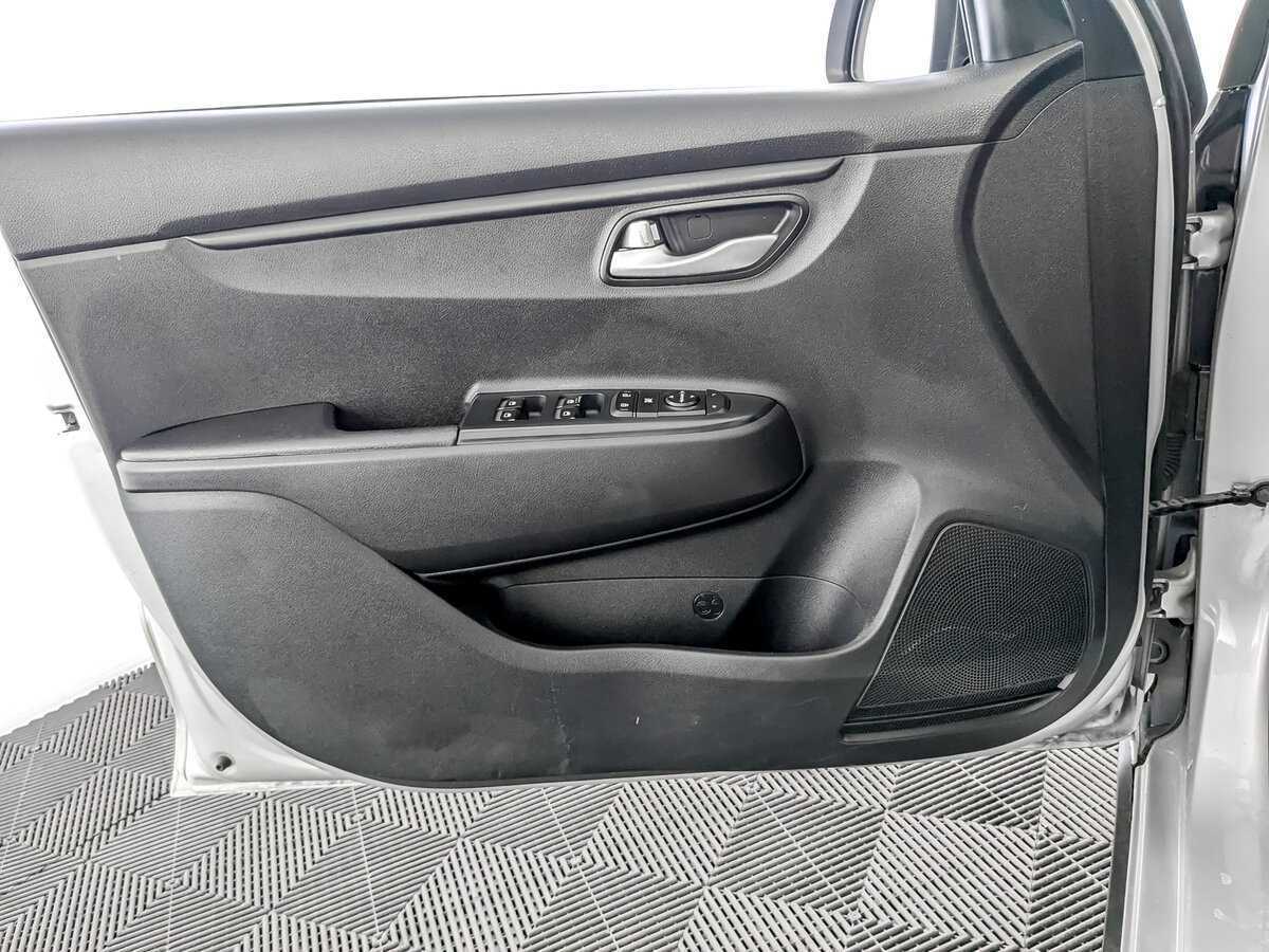 Киа Рио б/у, 2020, Автоматическая. Фото: #16