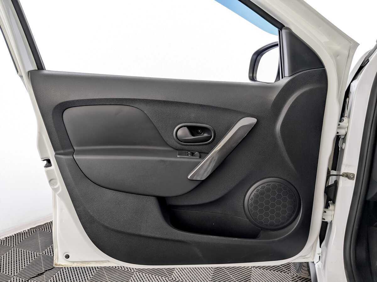 Рено Сандеро б/у, 2018, Вариатор. Фото: #18