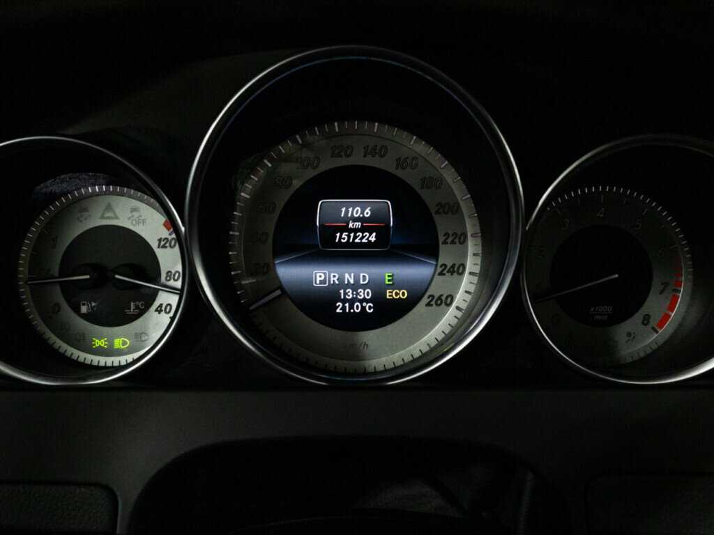 Мерседес-Бенц Ц-Класс б/у, 2013, Автоматическая. Фото: #11