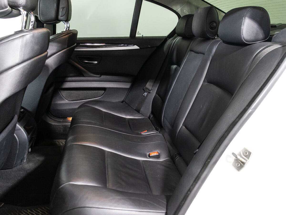 БМВ 5 серии б/у, 2012, Автоматическая. Фото: #9