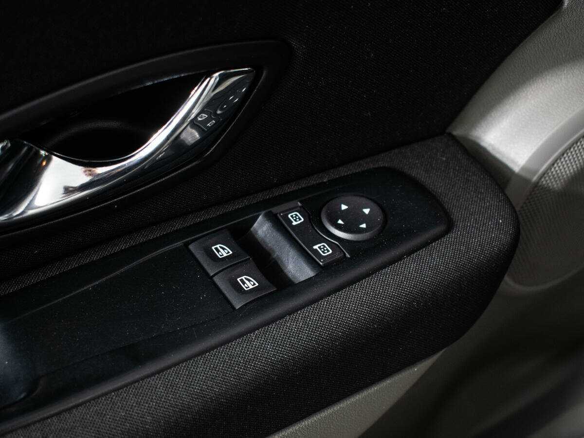 Рено Меган б/у, 2012, Механическая. Фото: #12